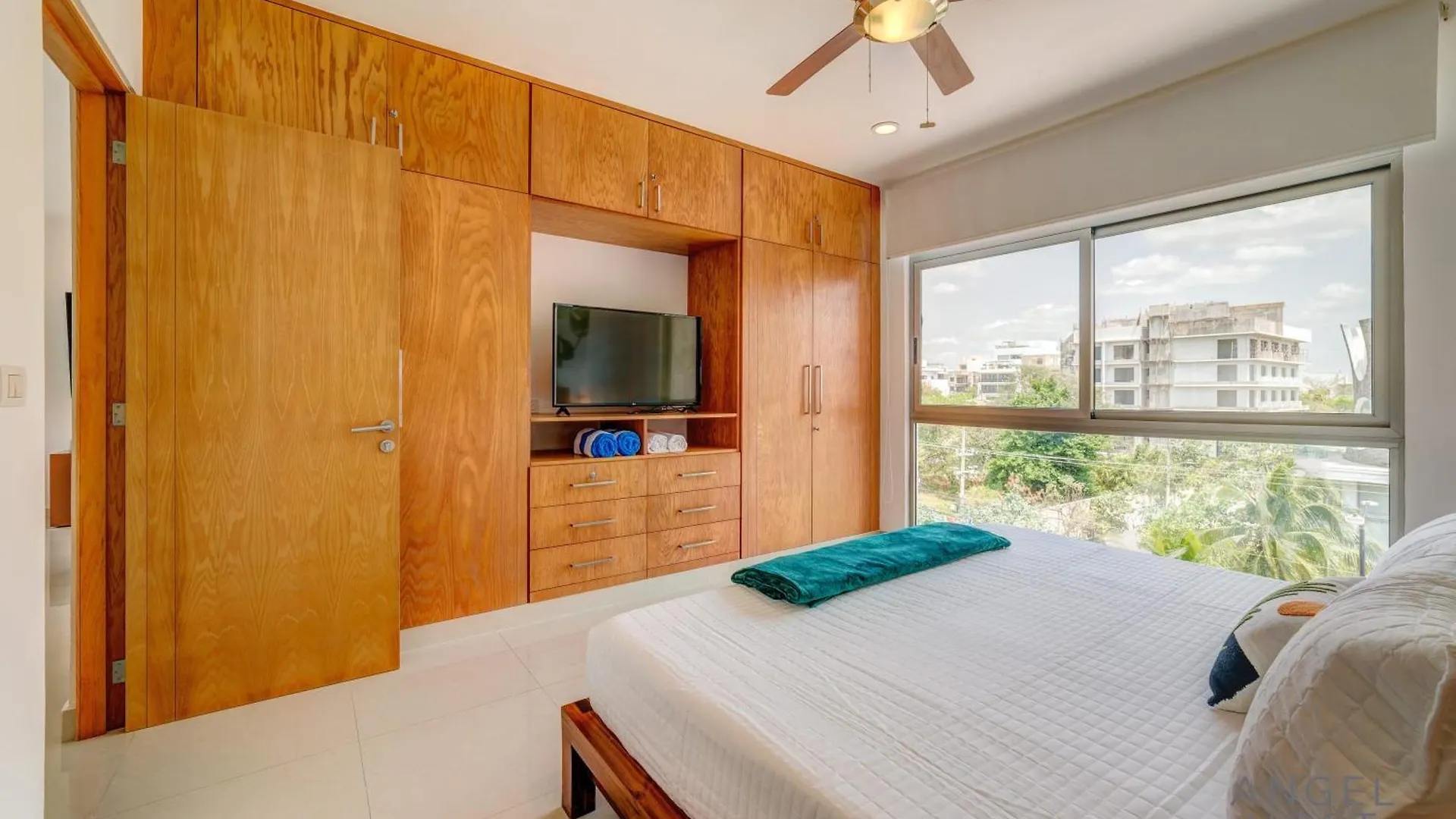 Holiday home New Sunlit Stay Private Roof Terrace Bbq Spatub Playa del Carmen
